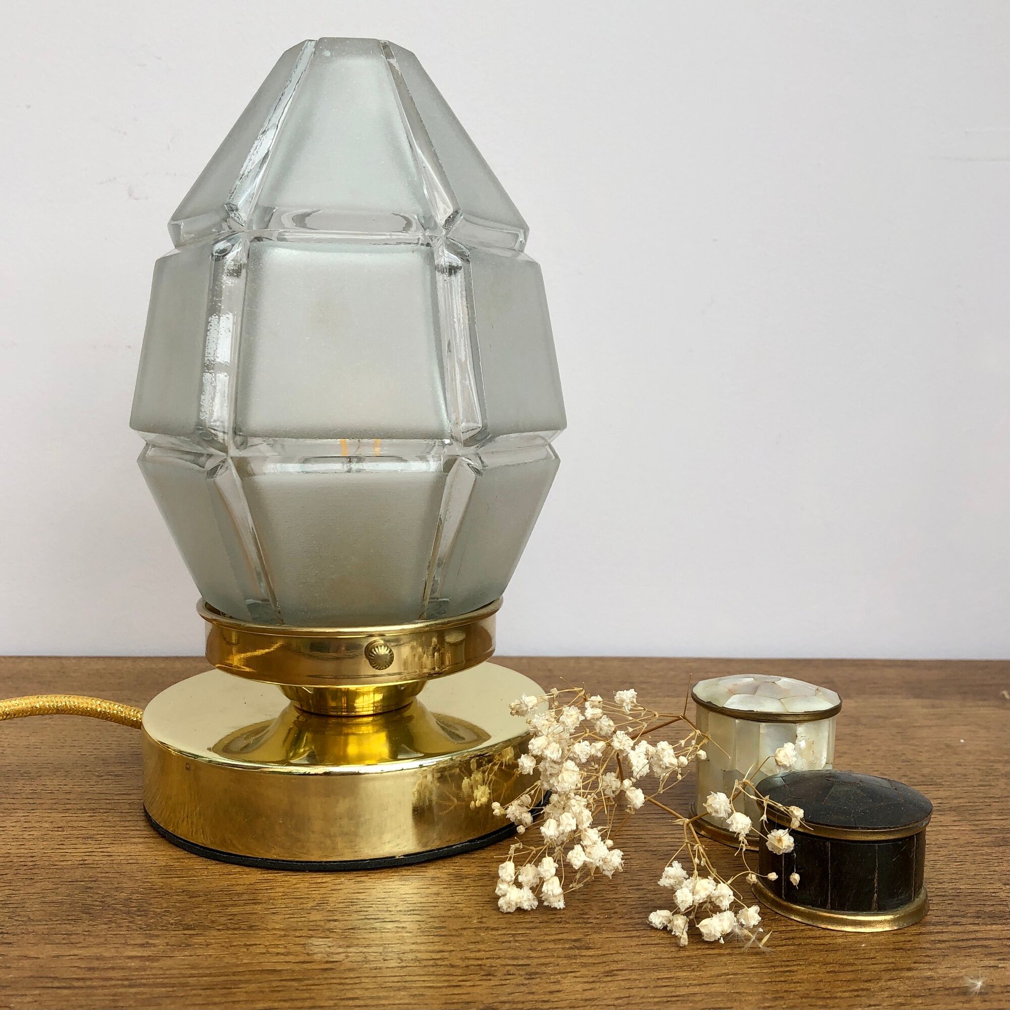 Lamp to lay vintage globe art deco in frosted glass