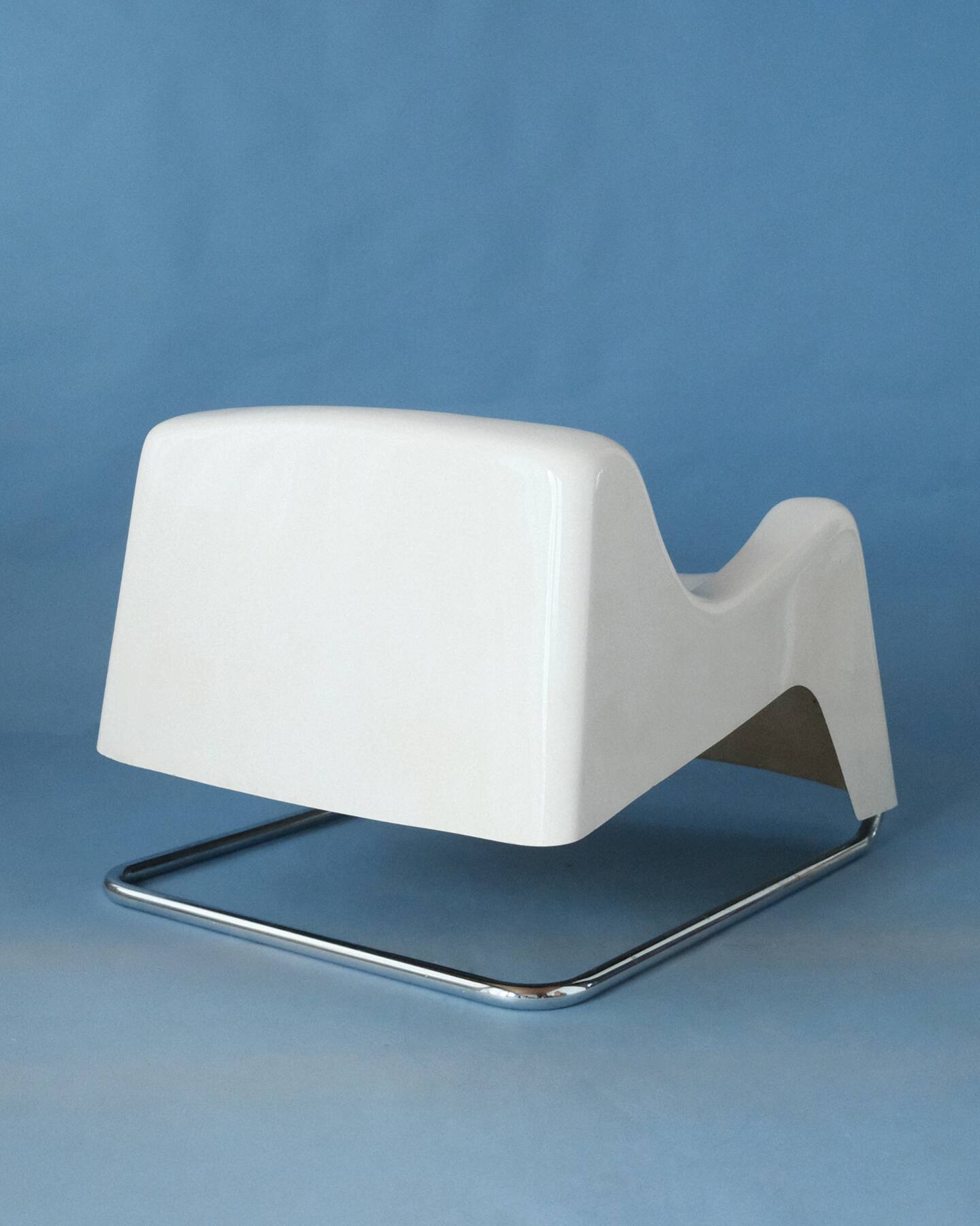 Space age sofa chair