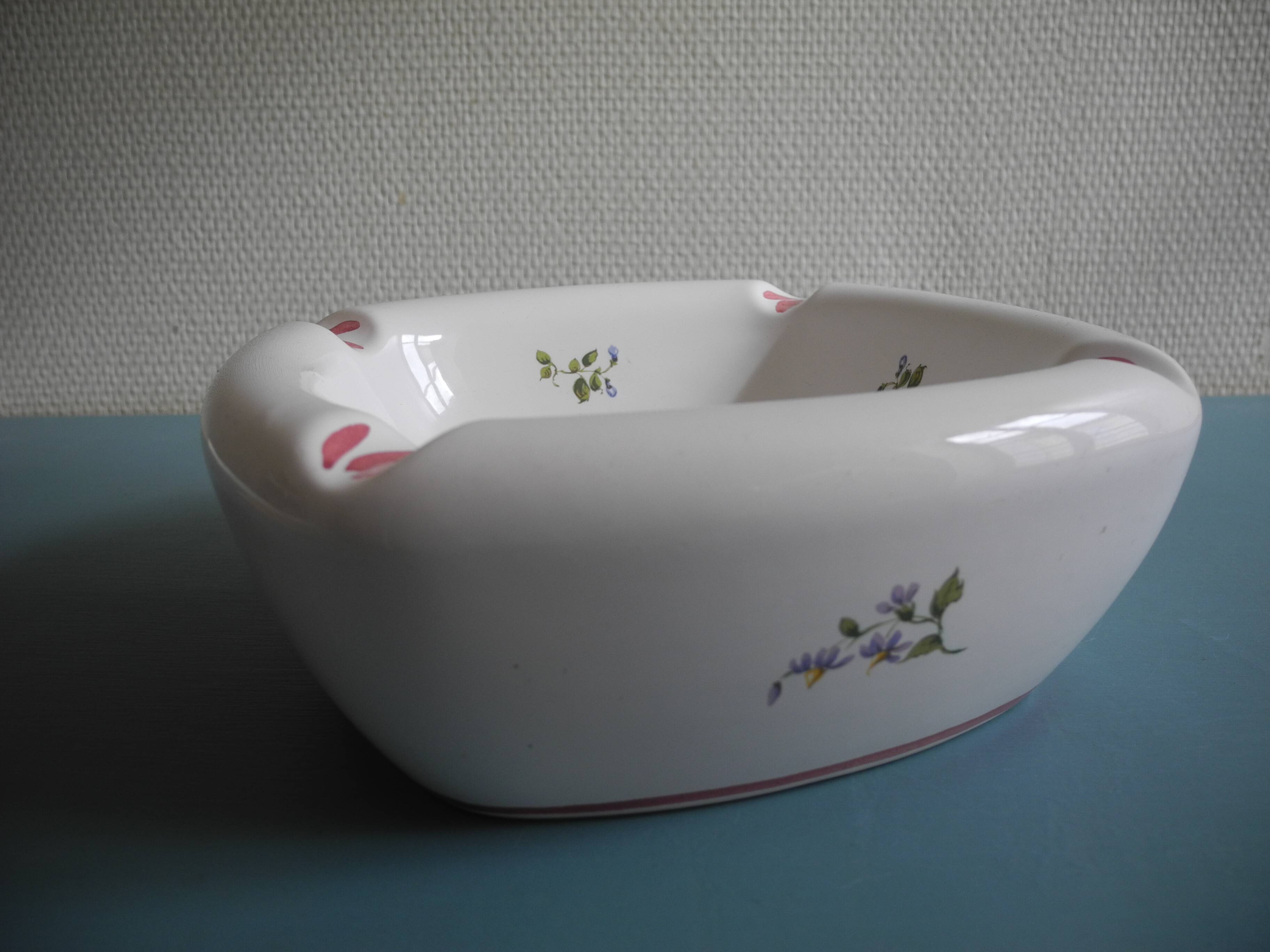 large ceramic vintage decorative French ashtray