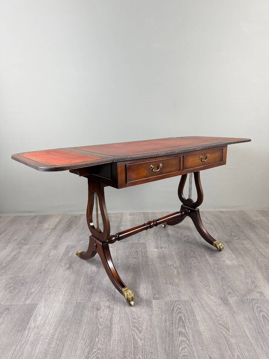 Table à jeux, bureau de style Empire en acajou, XIXe Siècle
