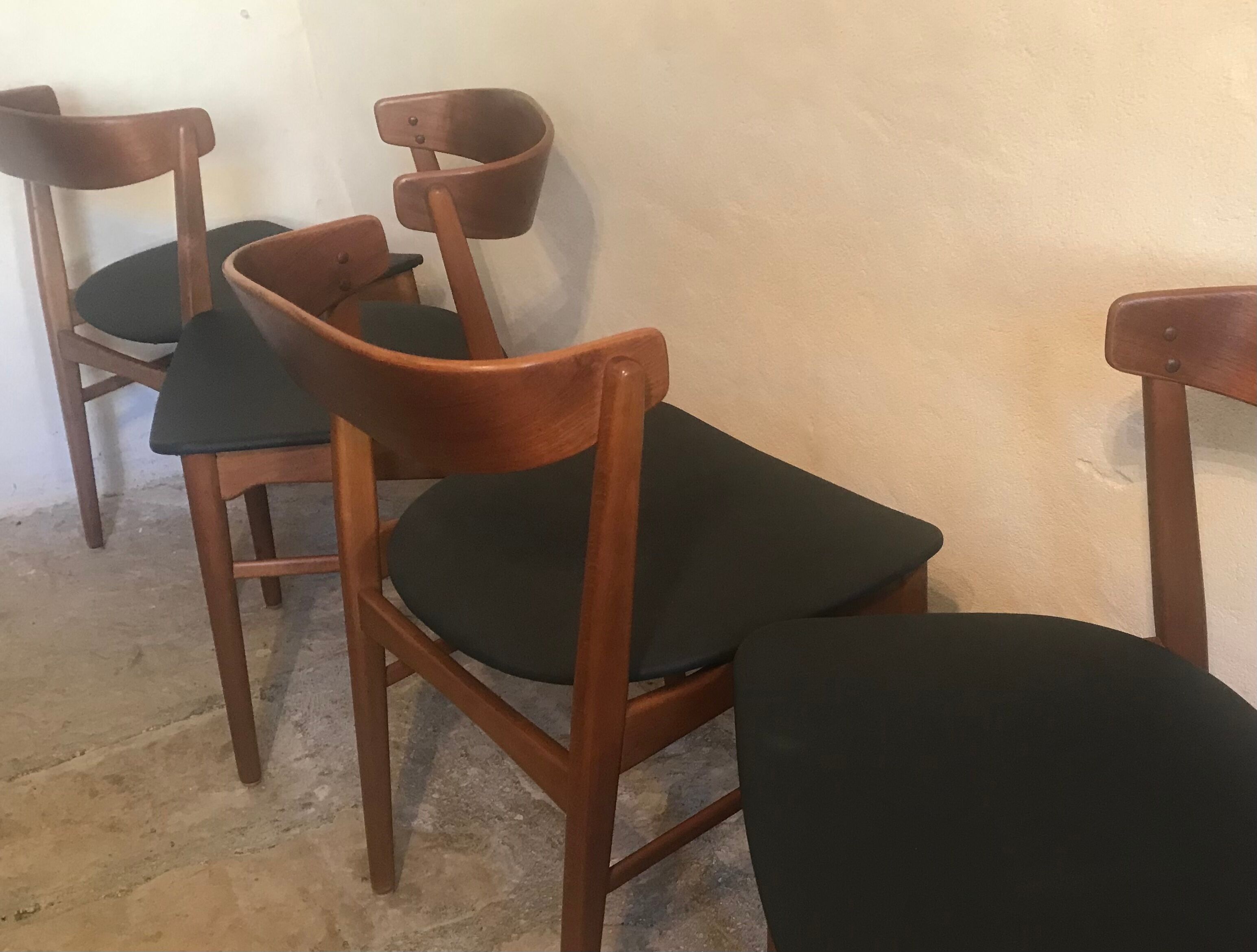 Set of 4 vintage Danish teak chairs Farstrup 206, Denmark 1960's