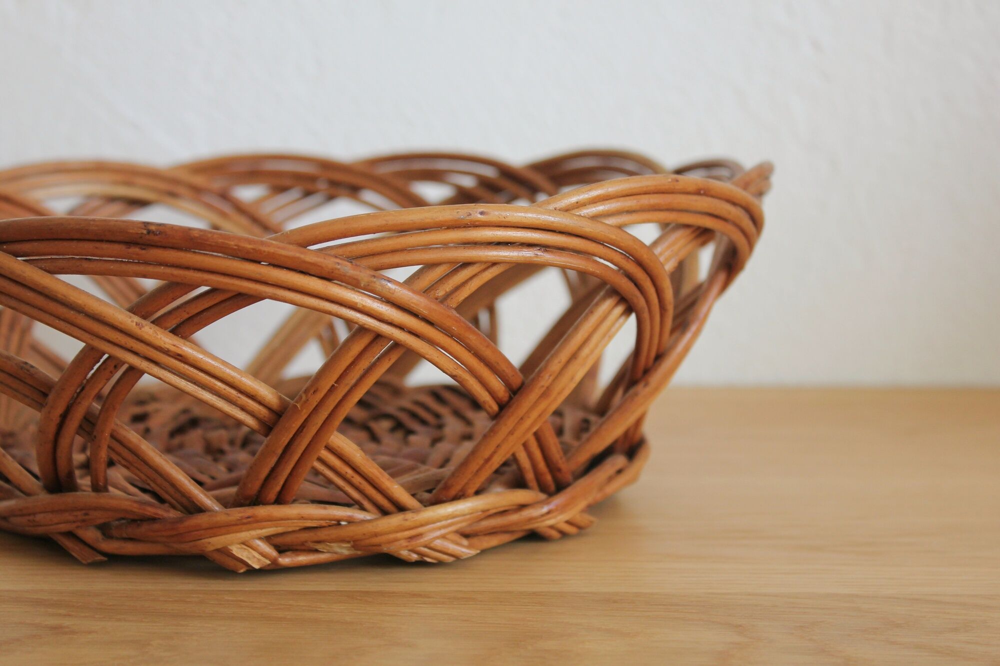 Vintage rattan/wicker fruit basket
