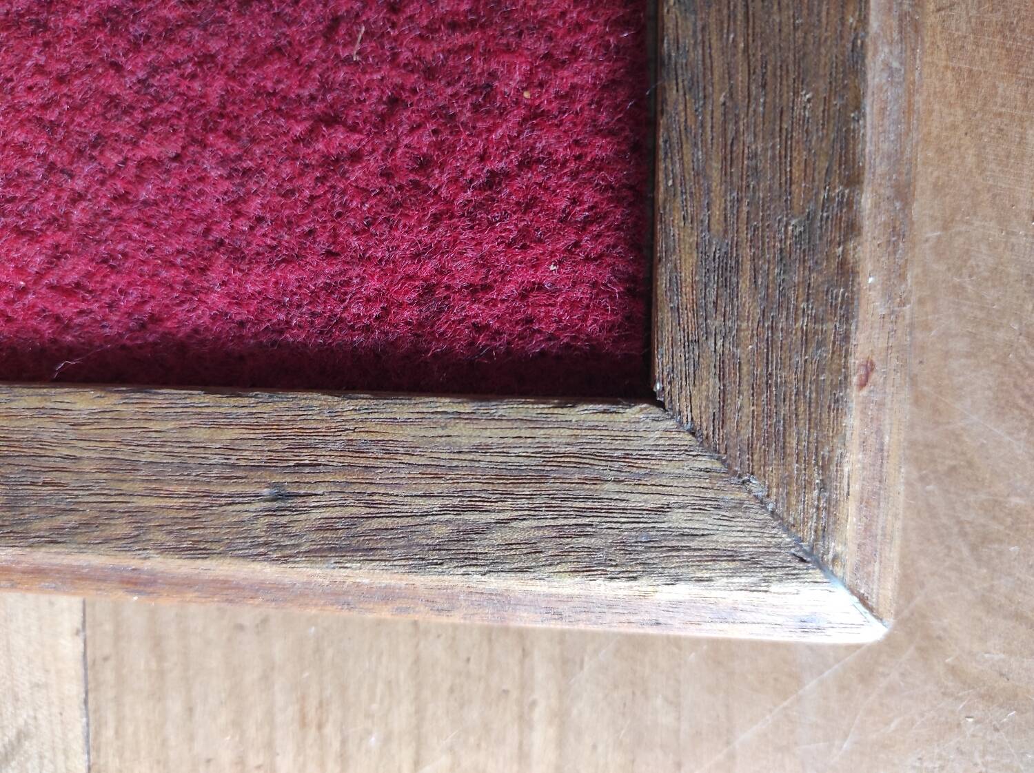 Wooden and ceramic trivet