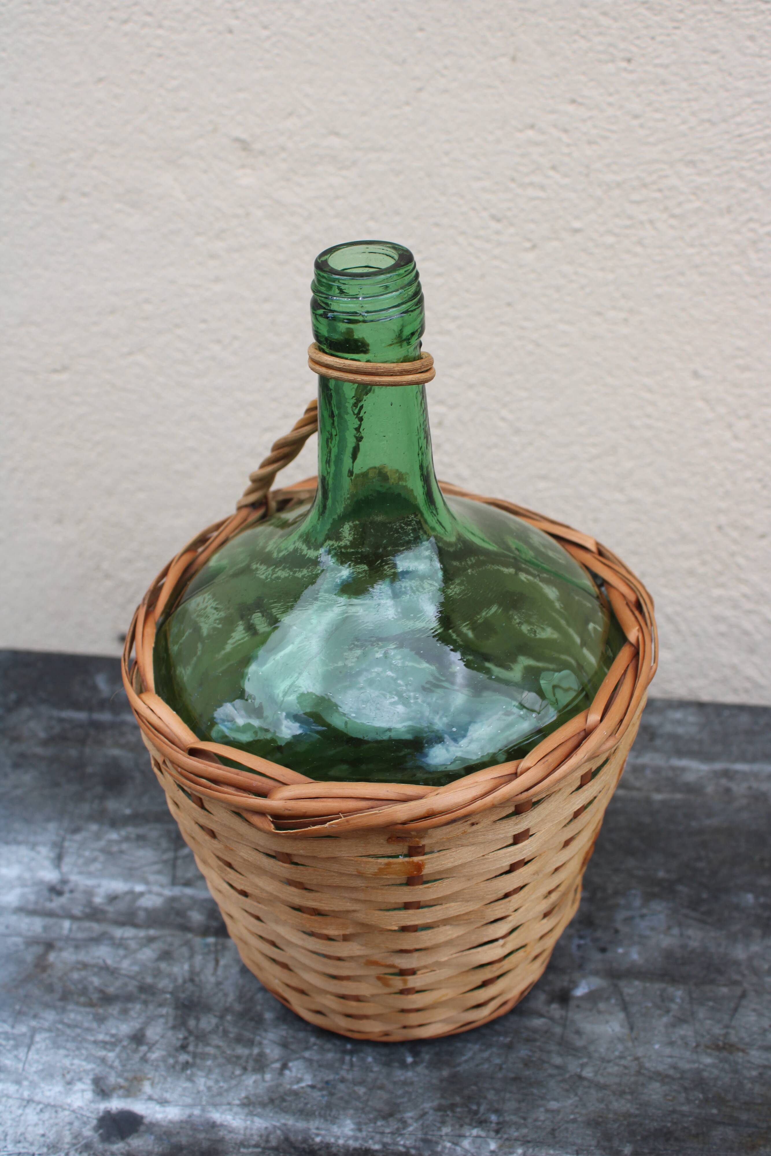 Demijohn wicker jeanne