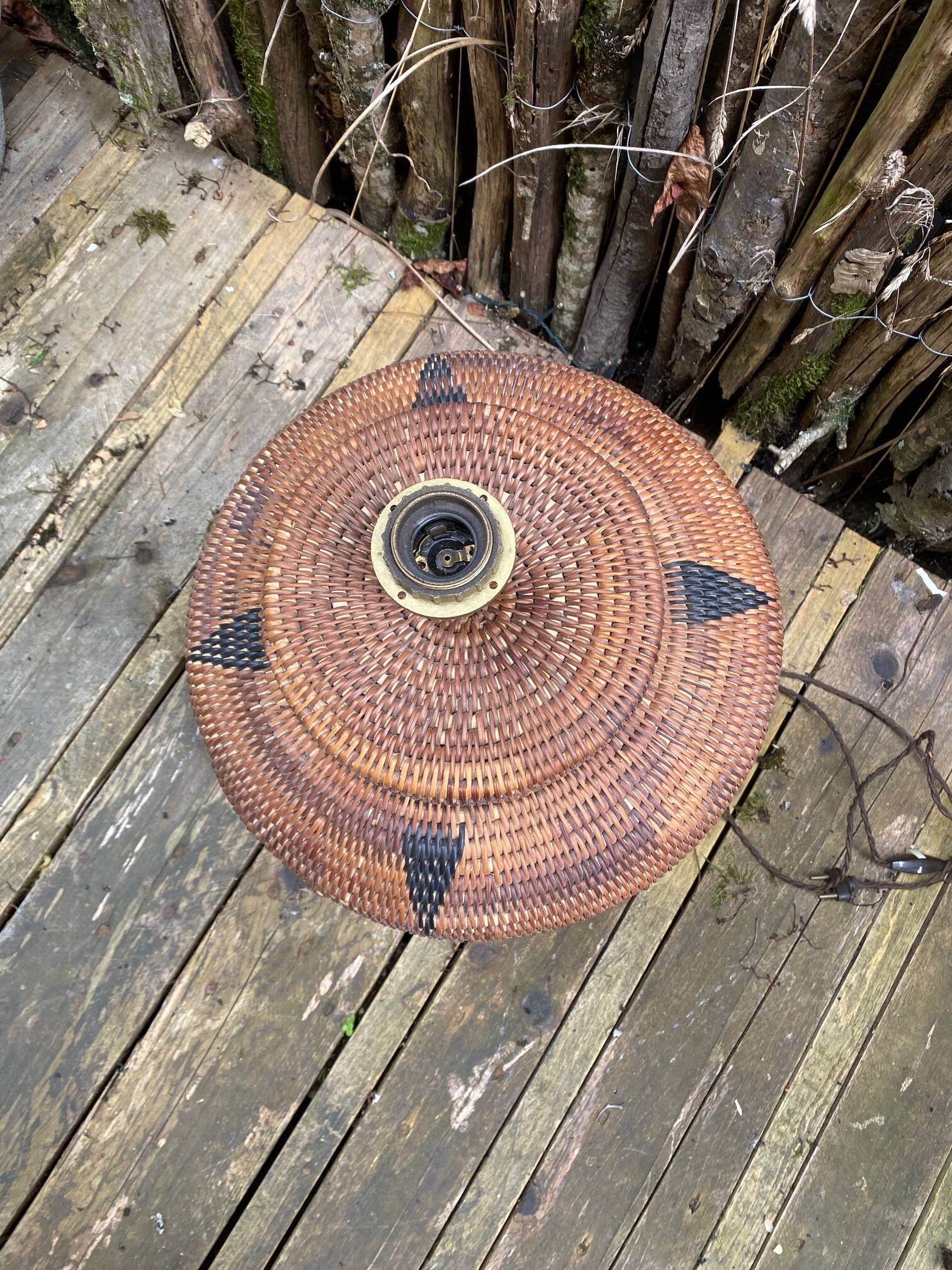 Vintage balinese basket lamp