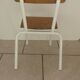 Ancien chaise d'école pour enfant