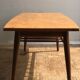 Table basse en teck clair, édition anglaise des années 1960