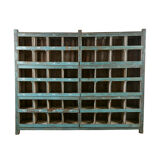 Meuble d’atelier à 48 casiers en bois