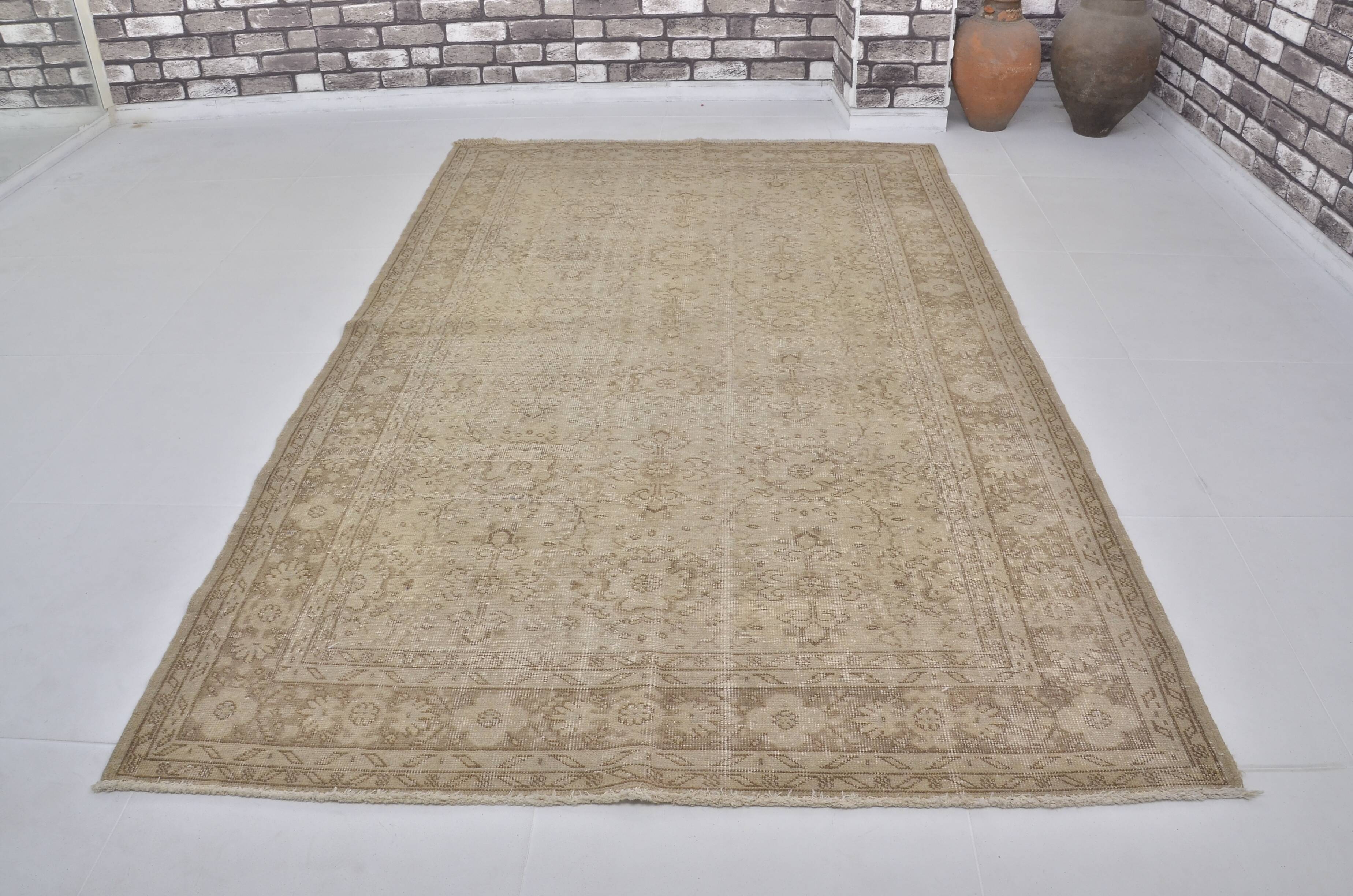 Tapis turc Oushak beige sku 3995