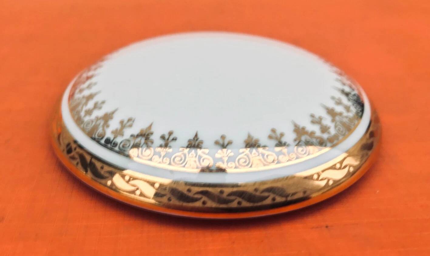 Bonbonnière / Jewellery Box Limoges Porcelain France