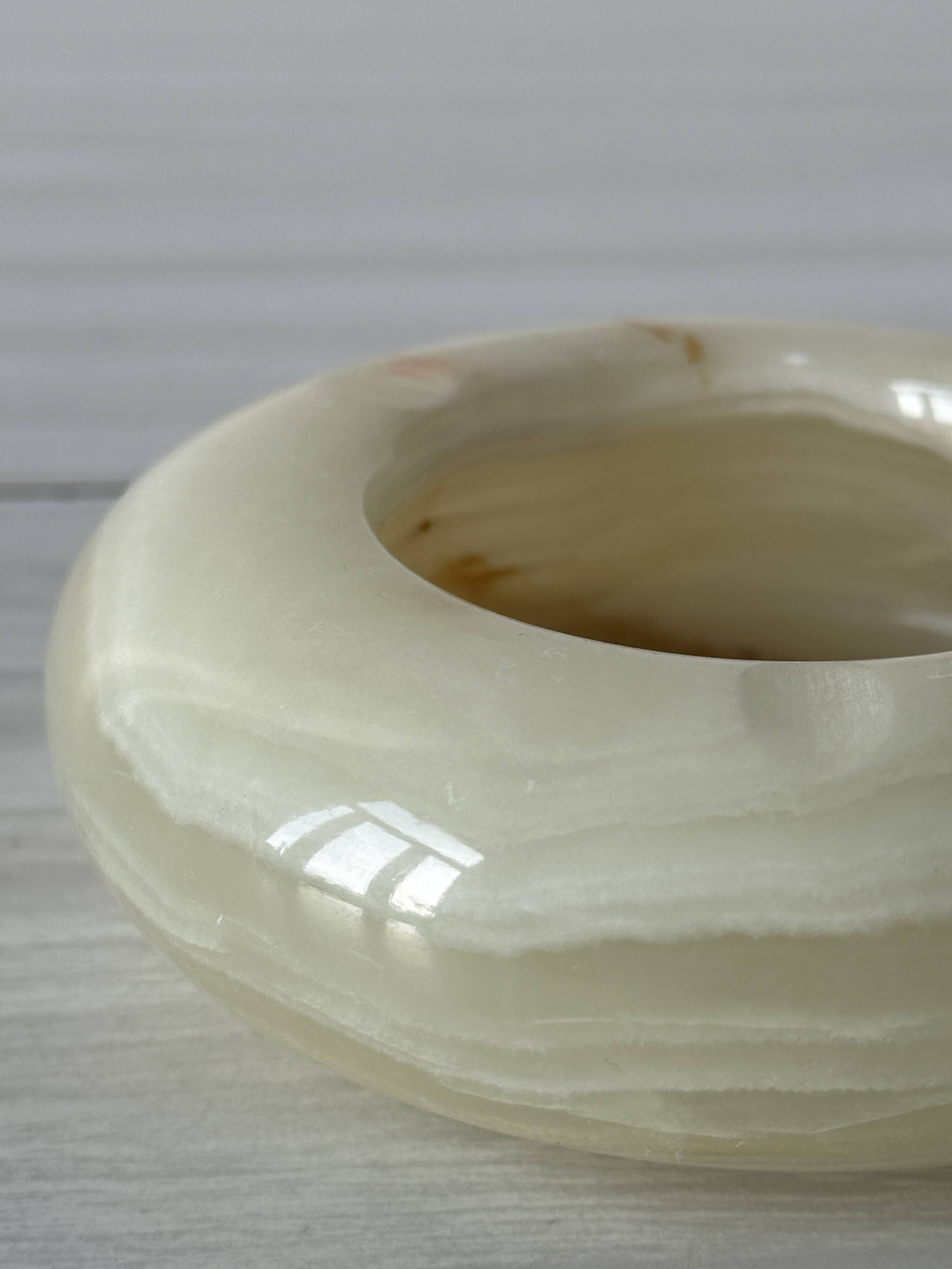 Round marble ashtray