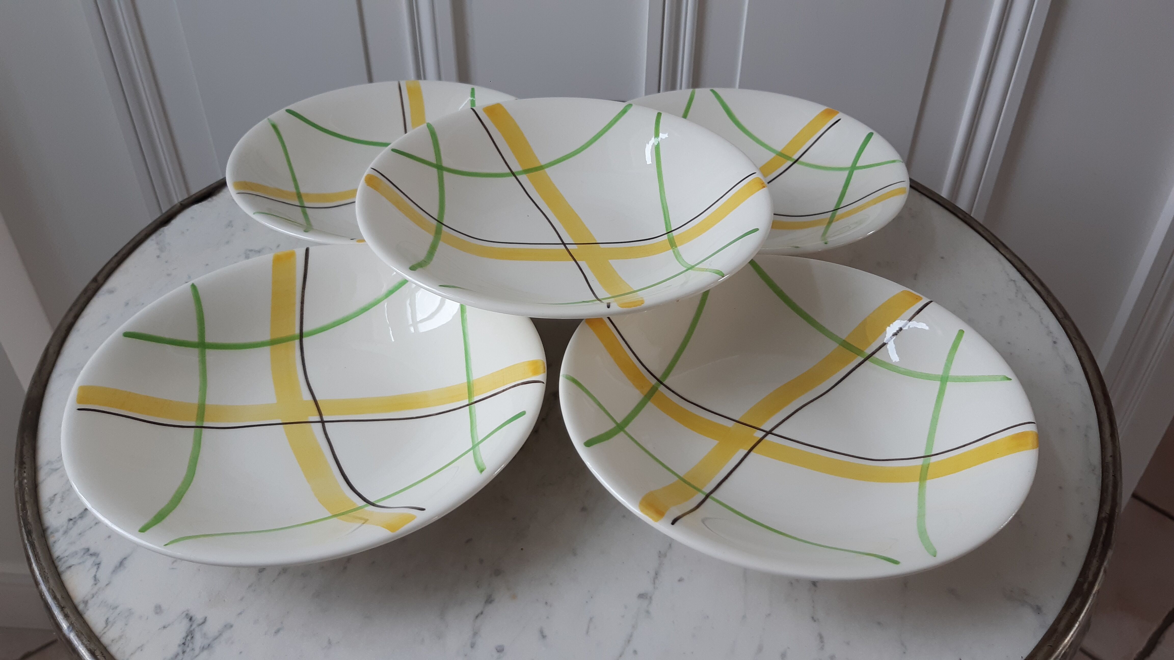 Lot de 5 assiettes creuses Gien modèle Sarabande années 50-60