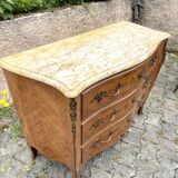 Louis XV style commode in marquetry, 20th century.