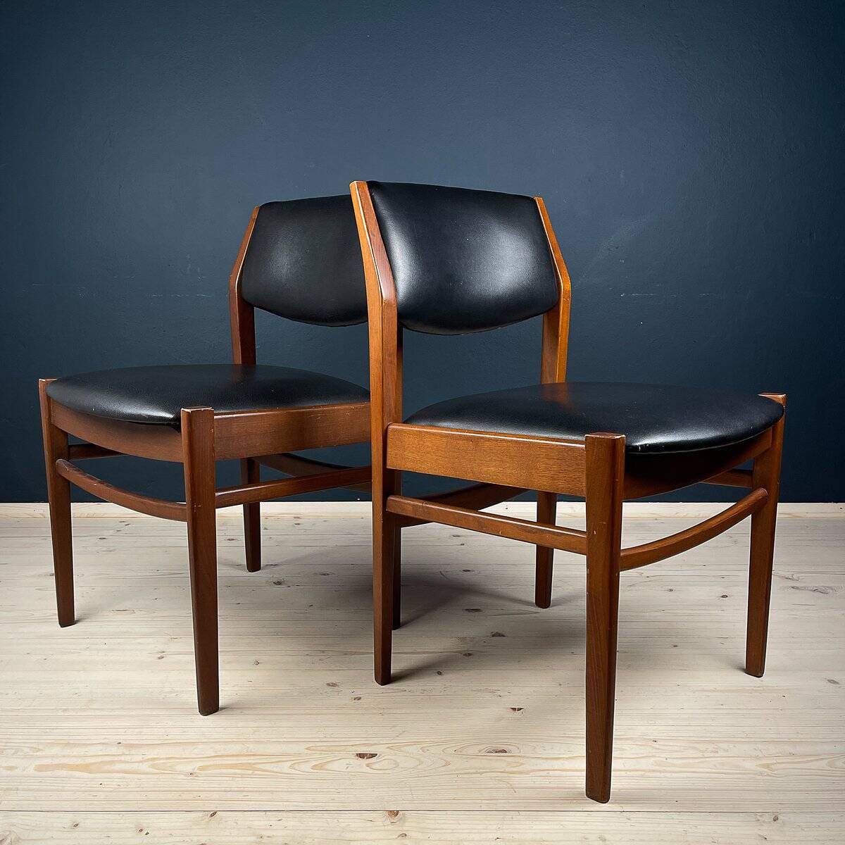 Mid-century dining chair set, Italy, 1970s