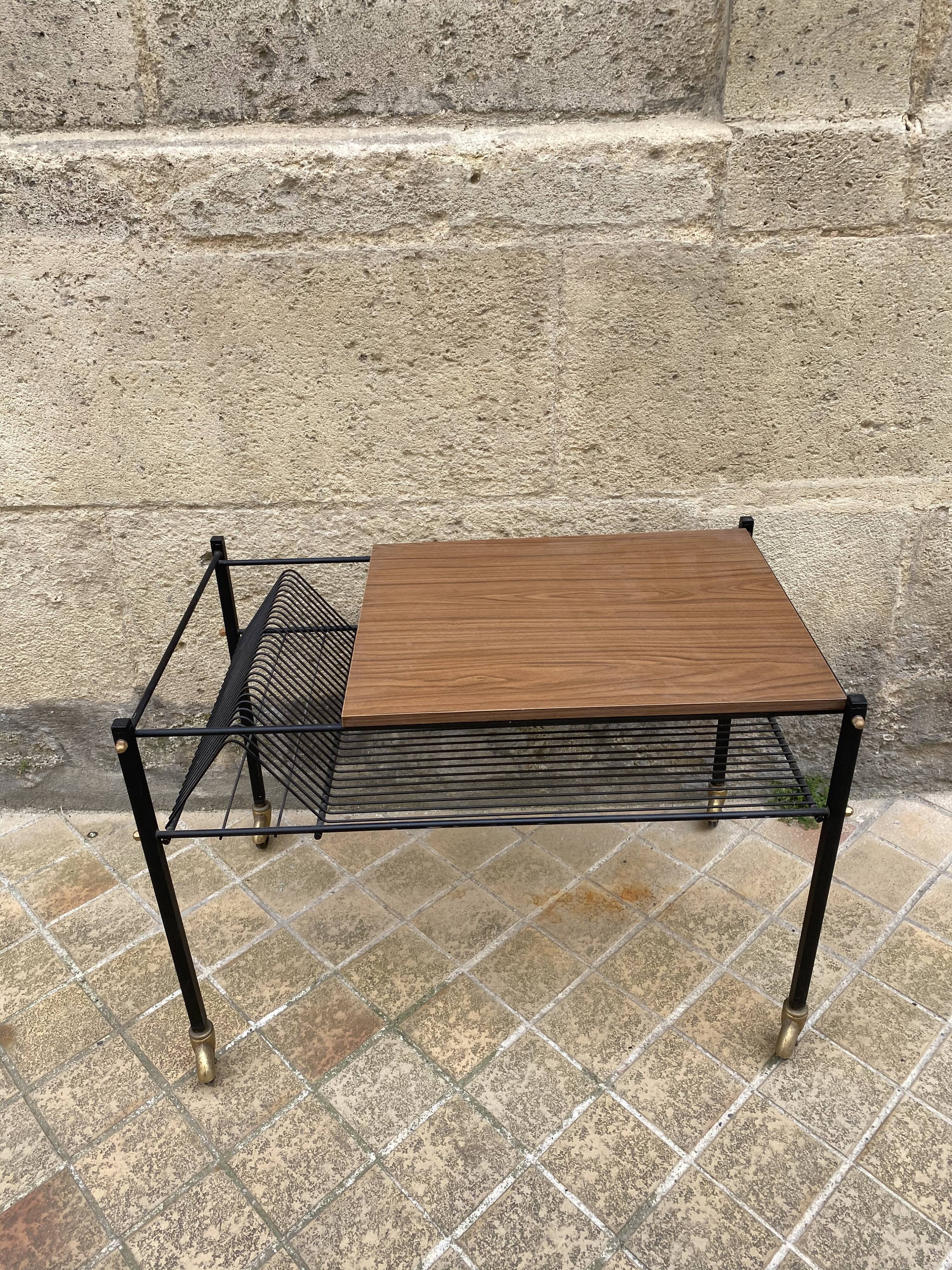 Vinyl row coffee table