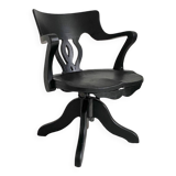 American office chair from the late 19th century