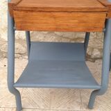 Pair of bedside years 50/60