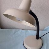 Desk lamp