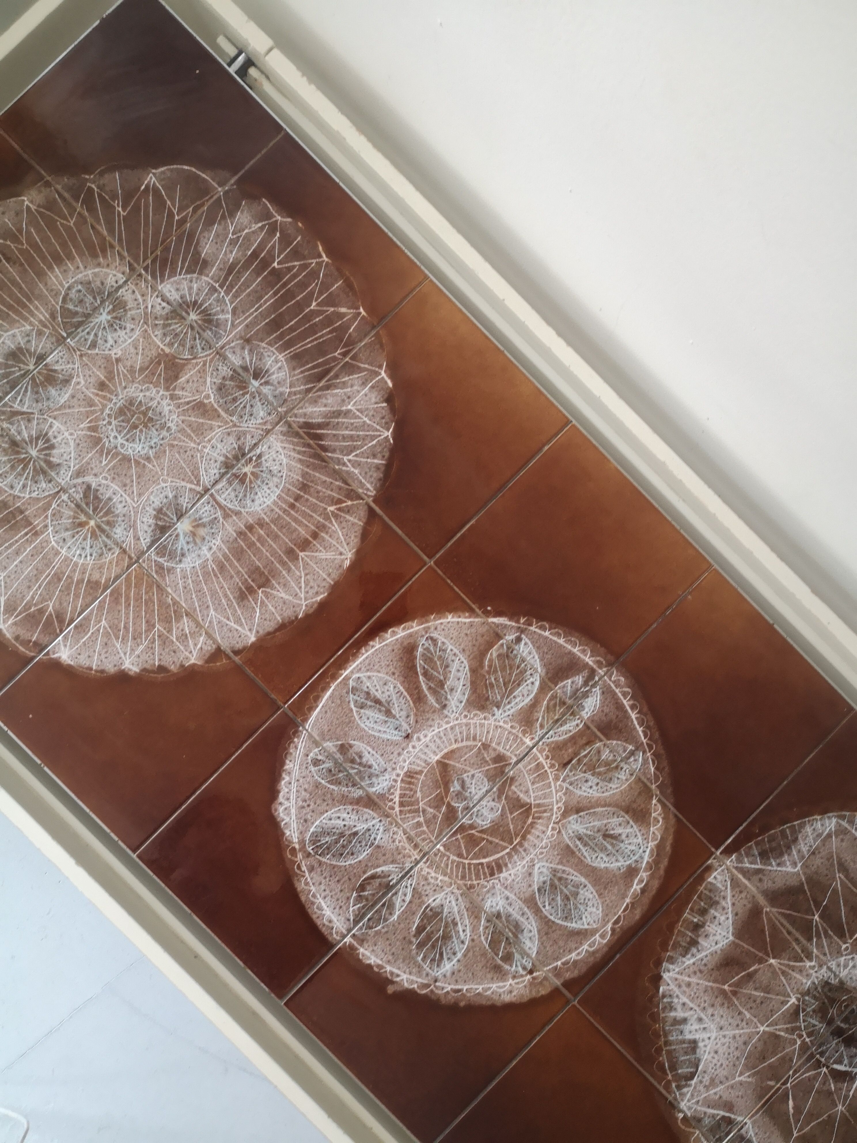 Coffee table in wood and ceramic, design 1970