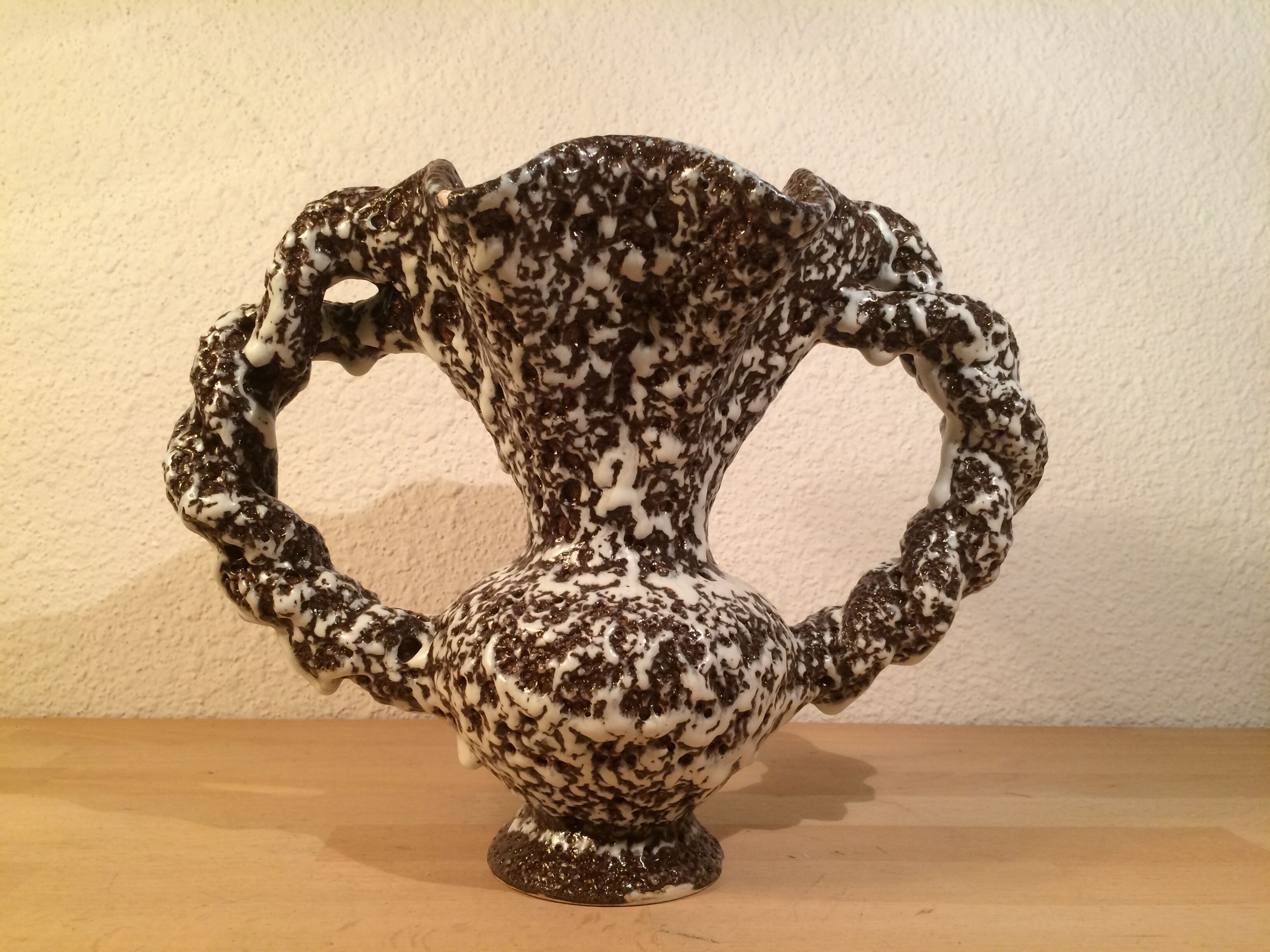 Marius Giuge vase in Vallauris, fat lava ceramic