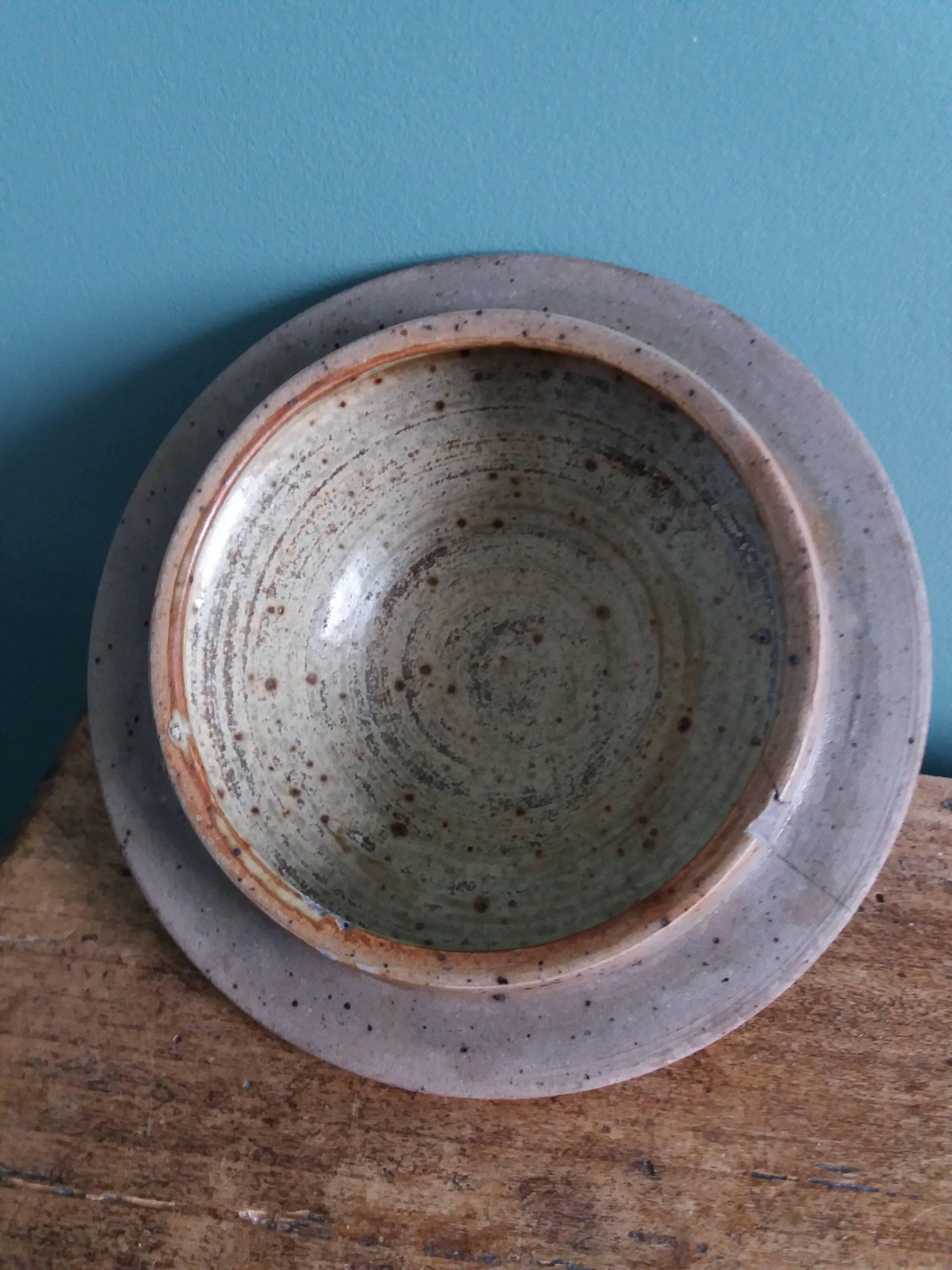 Covered sugar bowl in Puisaye stoneware signed Jean-Pierre Prud'homme