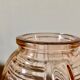 Vase en verre rose art déco