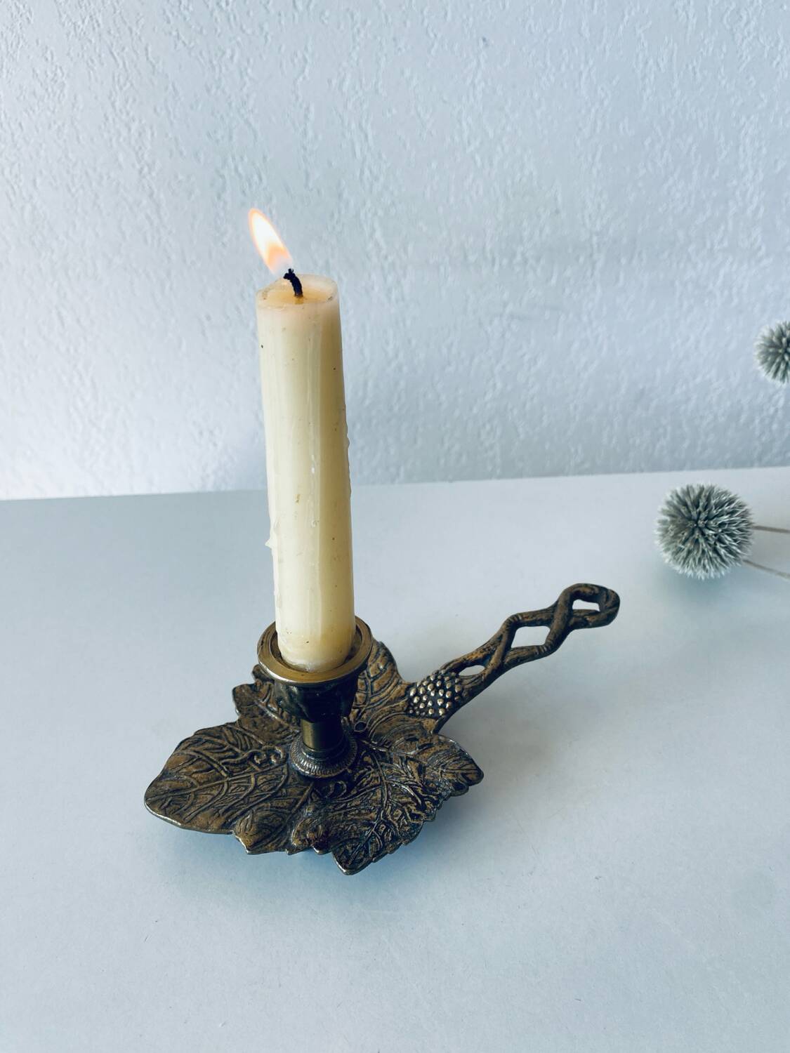 Cellar rat candle holder