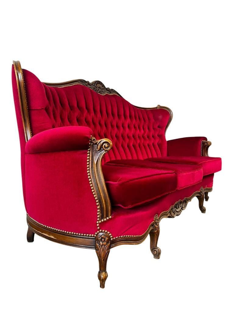 Vintage fuchsia baroque canapé / three-seater / sofa