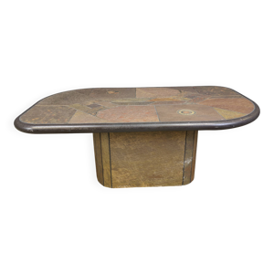 Table basse brutaliste - pierre