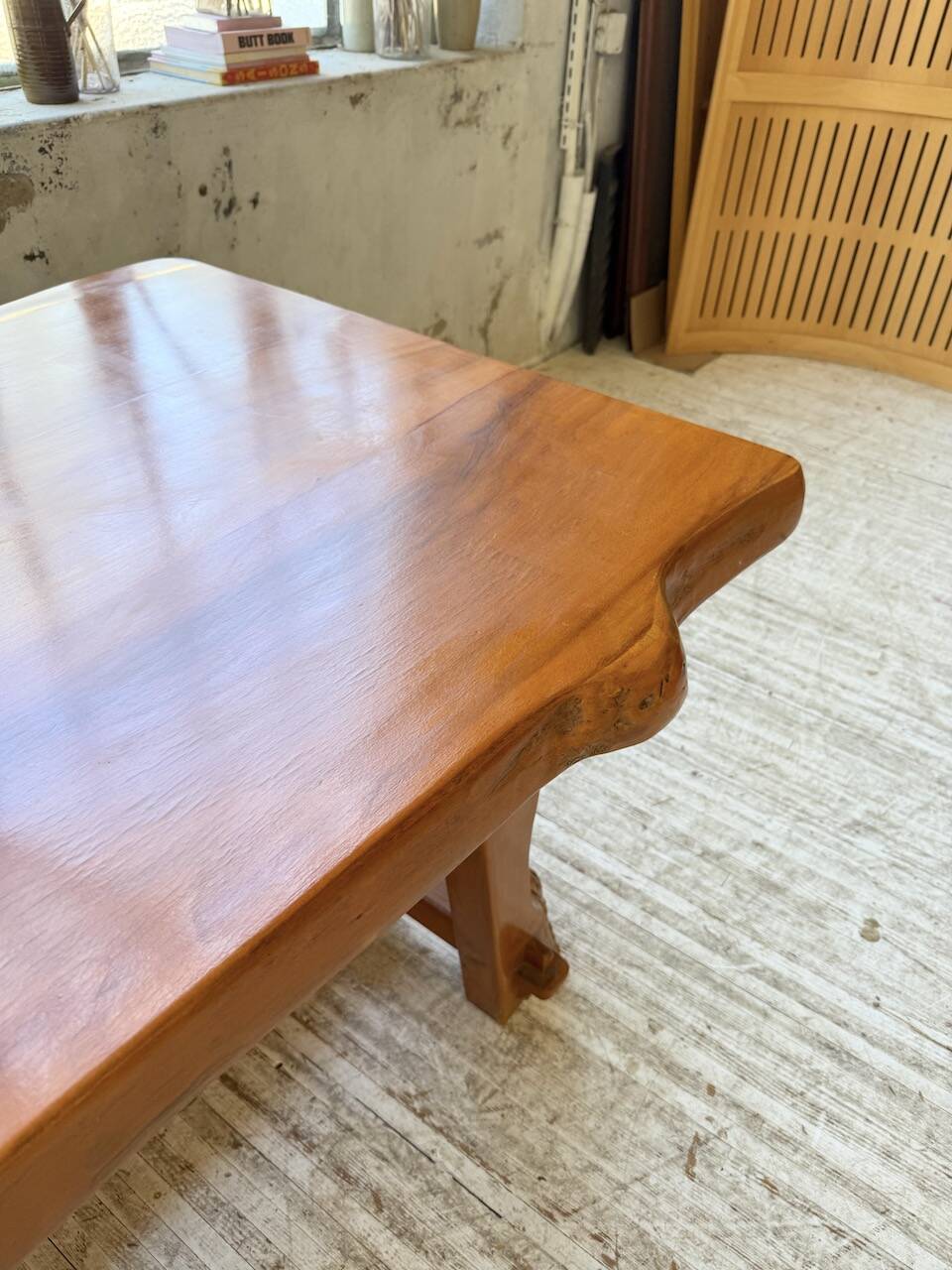 Aranjou farmhouse table in blond elm, 1950s