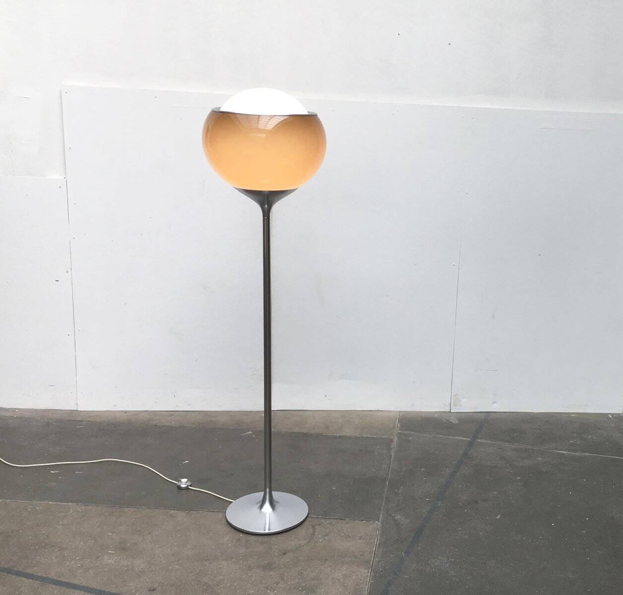 Flash Floor Lamp Space 1960s Italian by Guzzini