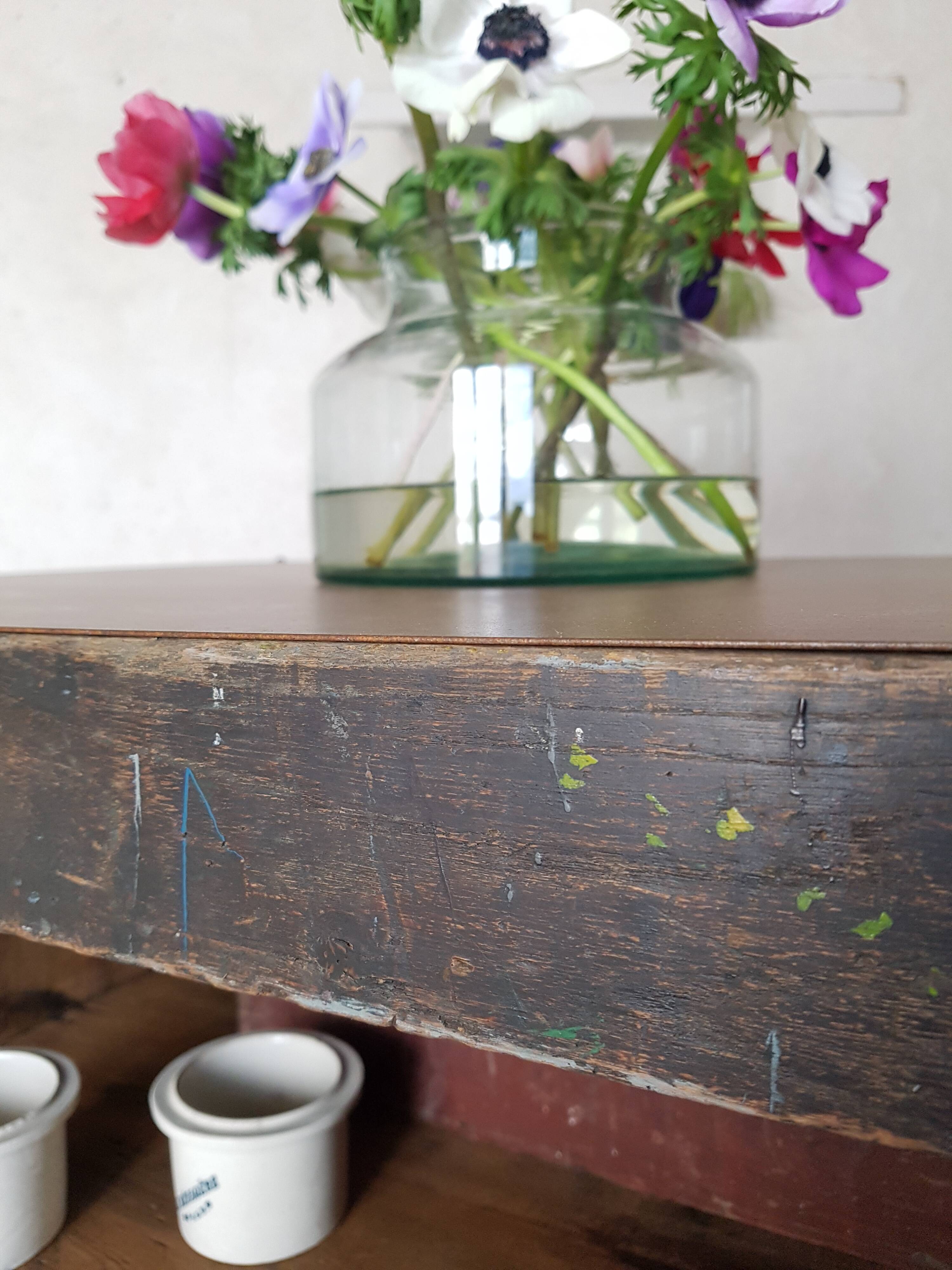 Central island old printer's marble