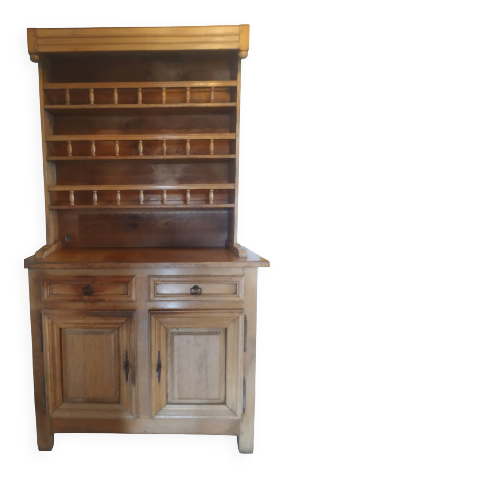 solid oak dresser in chic country style