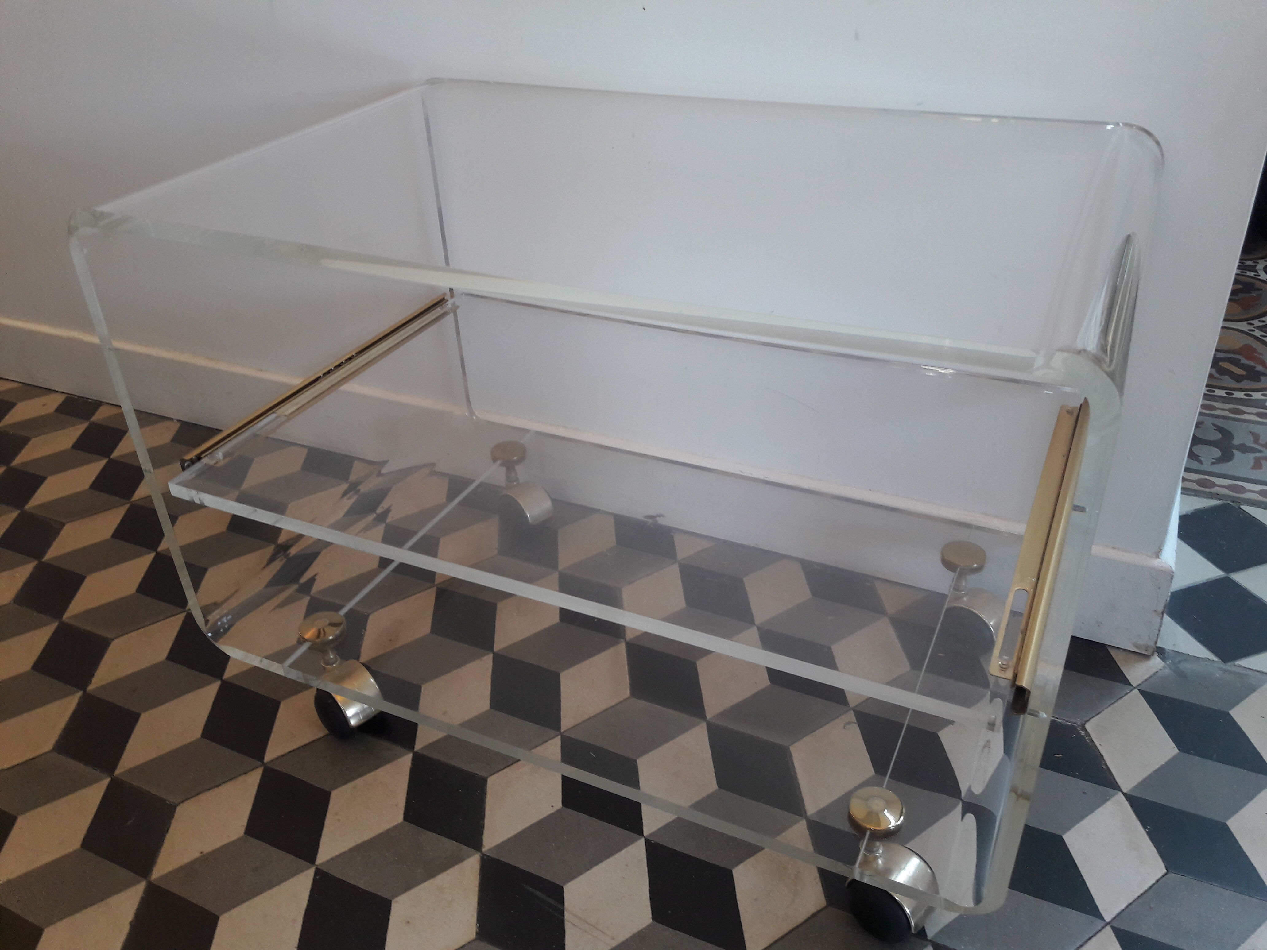 David Lange coffee table on plexiglass wheels Hi-Fi cabinet