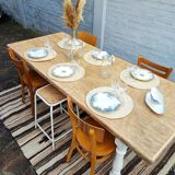 Farm table