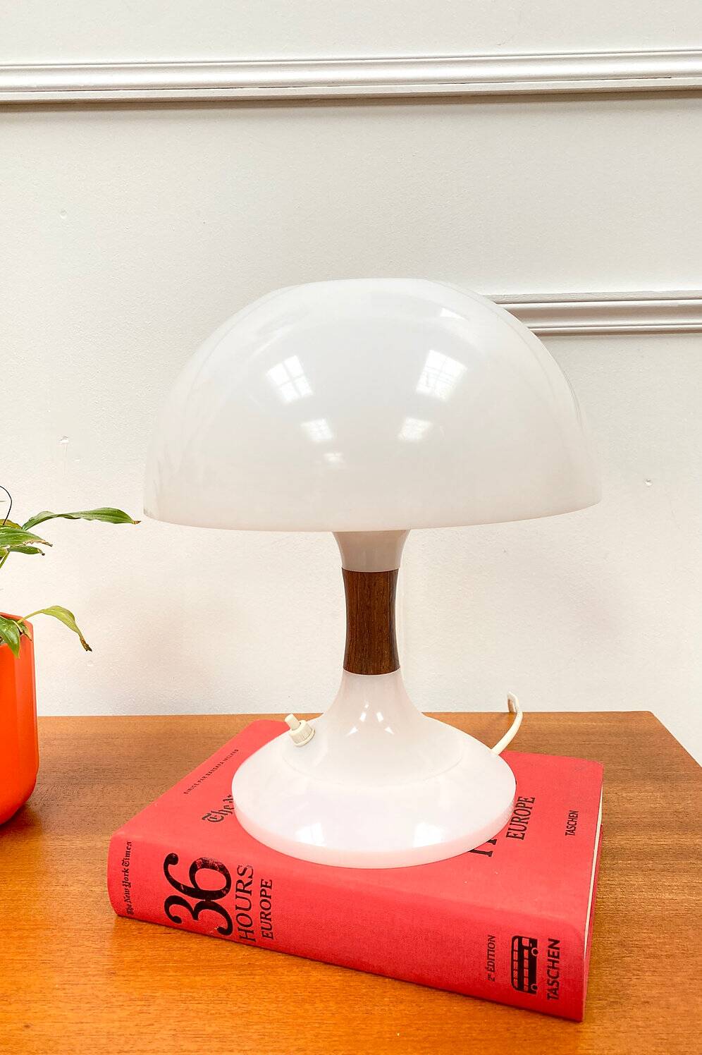 Lampe à poser blanche champignon vintage