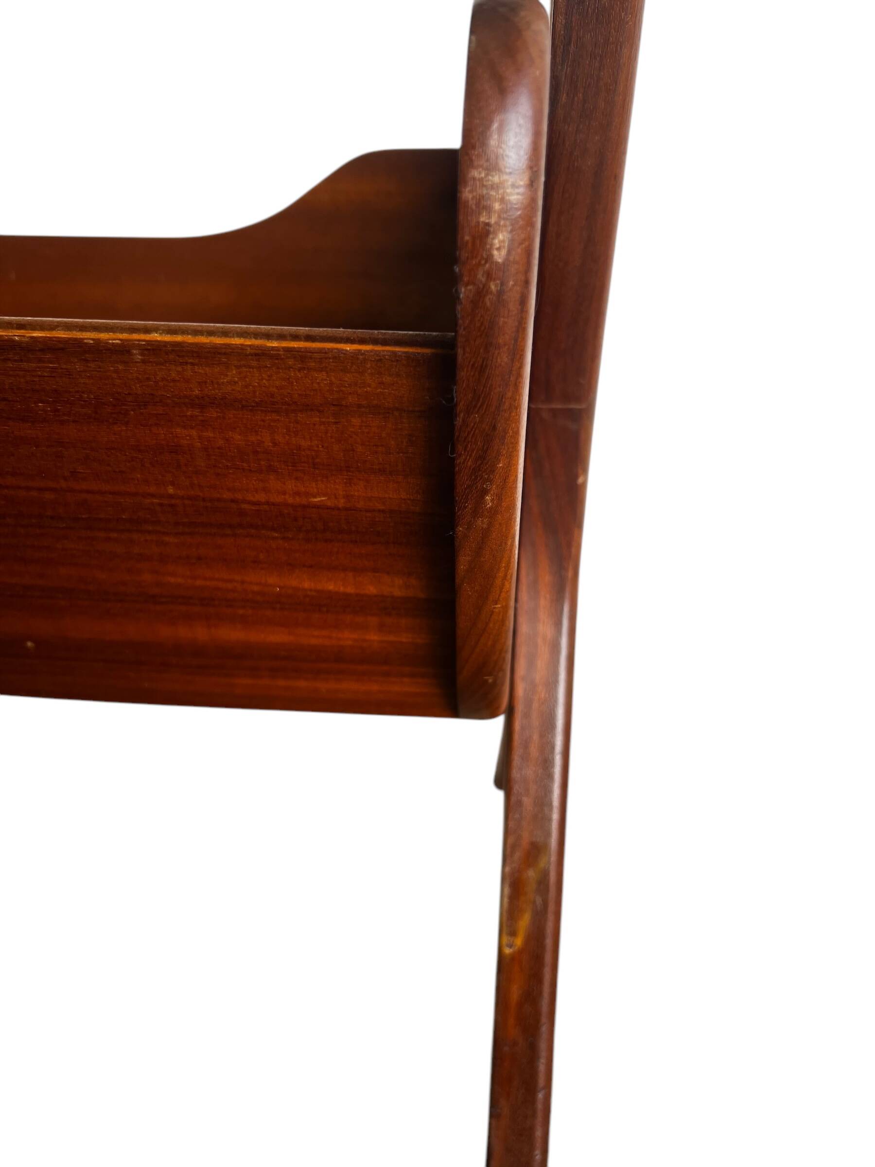 Porte-revues/table d'appoint vintage en teck 'Van Teeffelen'