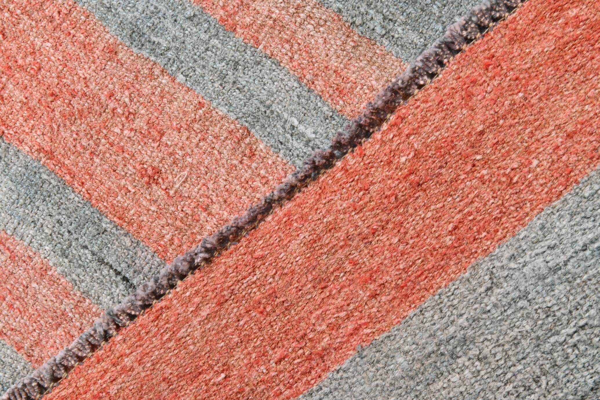Tapis Kilim bohème rouge pâle et vert, 193 x 222 cm
