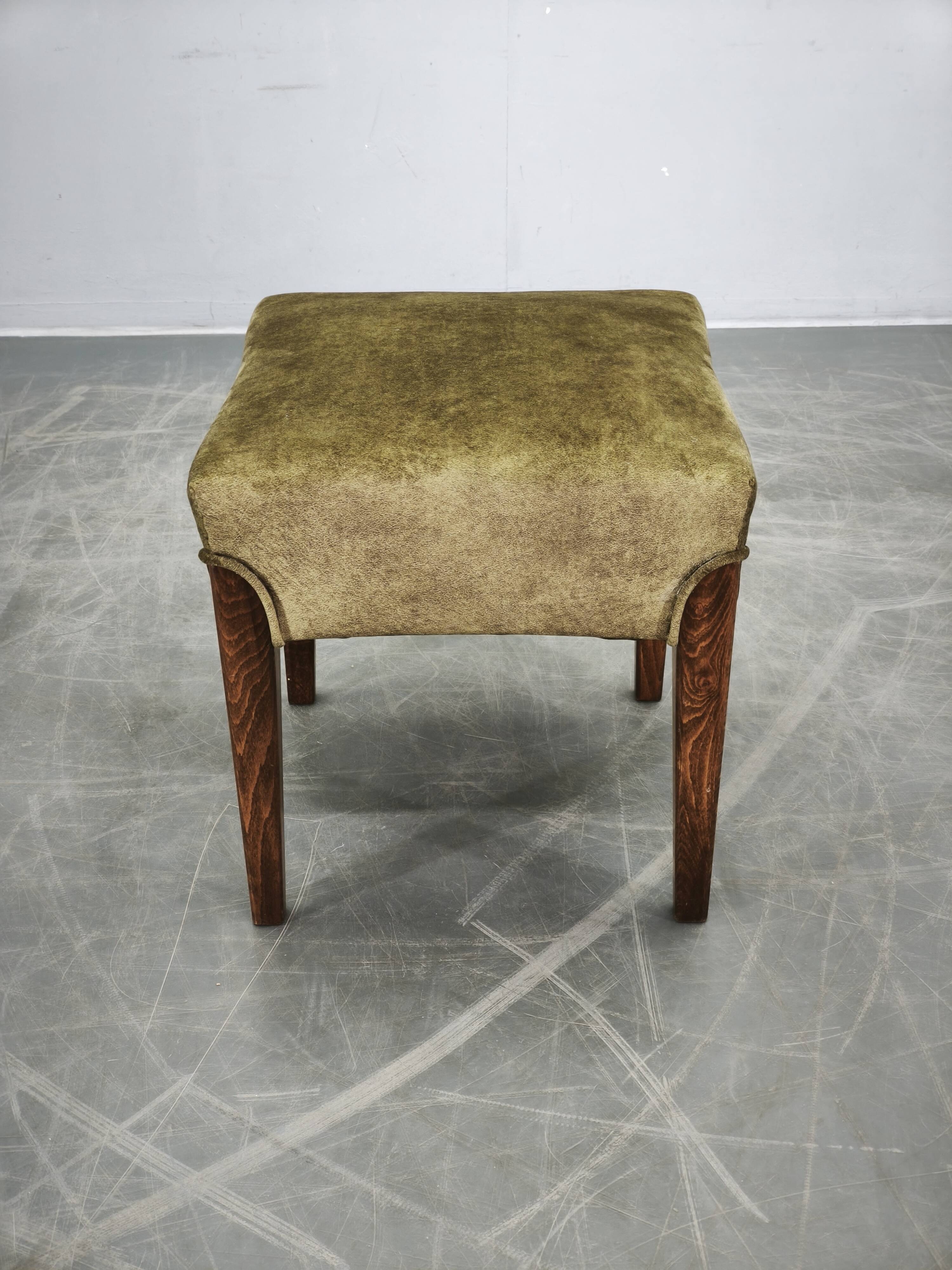 Art Deco Beech Wood Stool, Czechoslovakia, 1930s