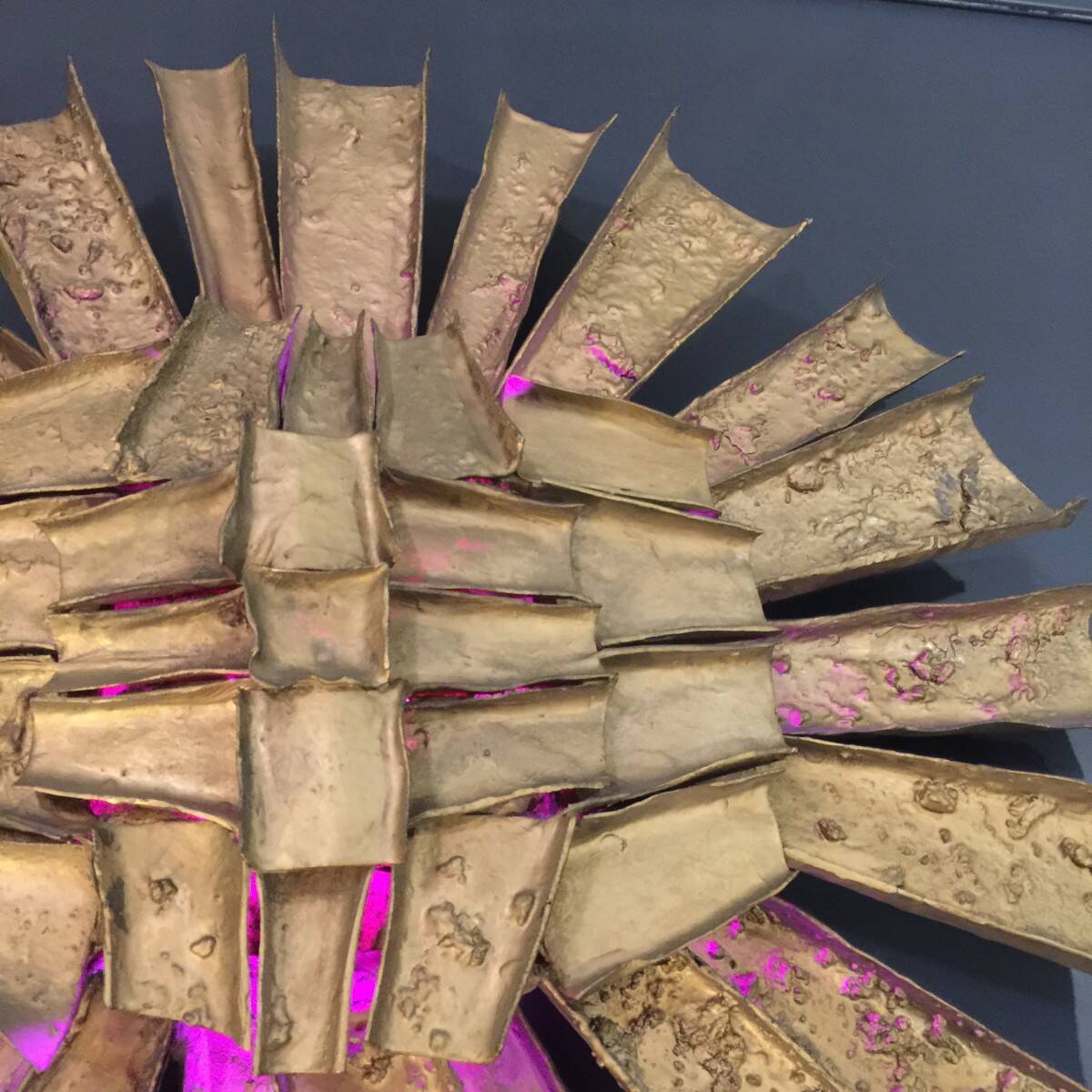 Large Sun wall sculpture, Resin & polyester lamp, Brutalist style