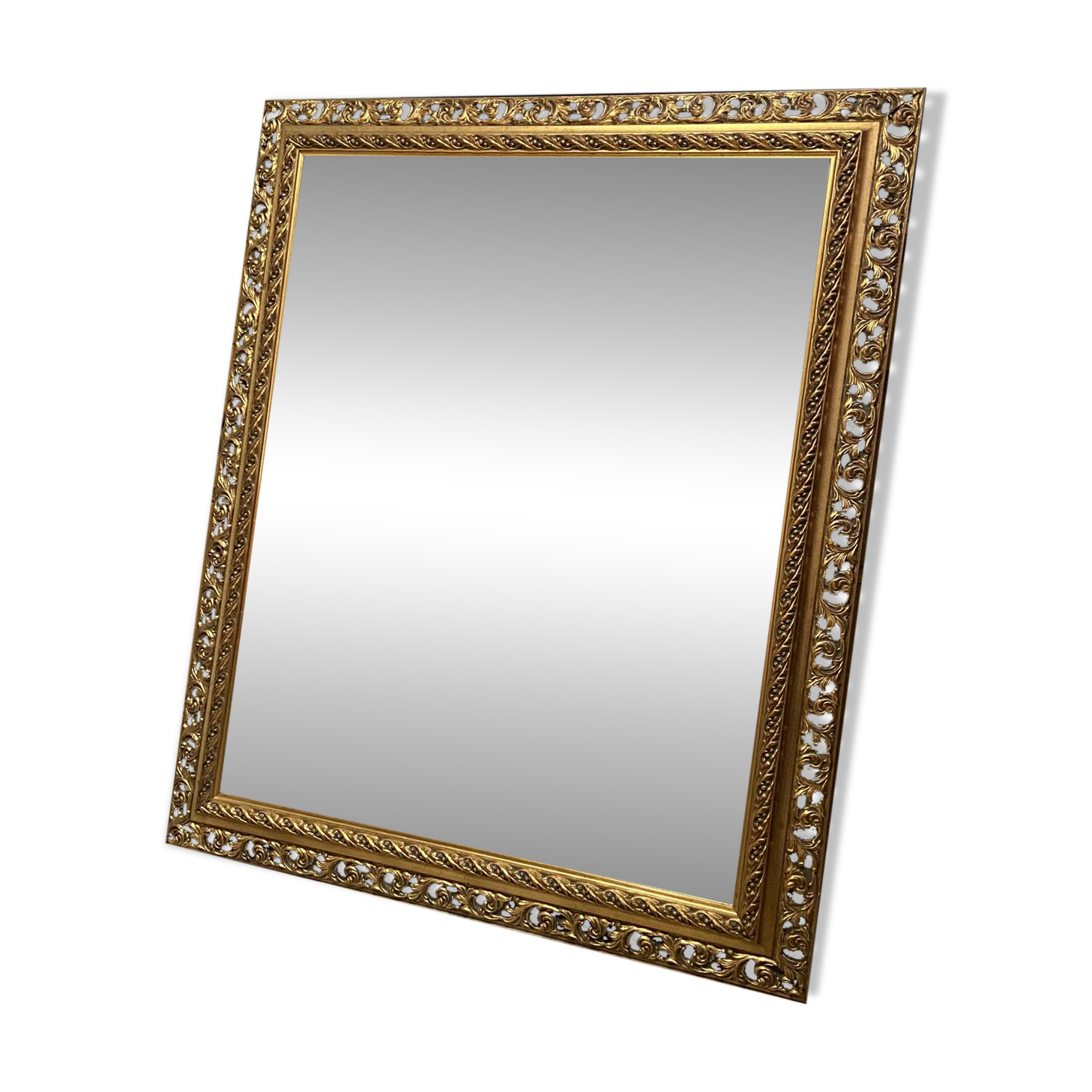 Exceptional antique large mirror in Louis XV style – Openwork gilded frame