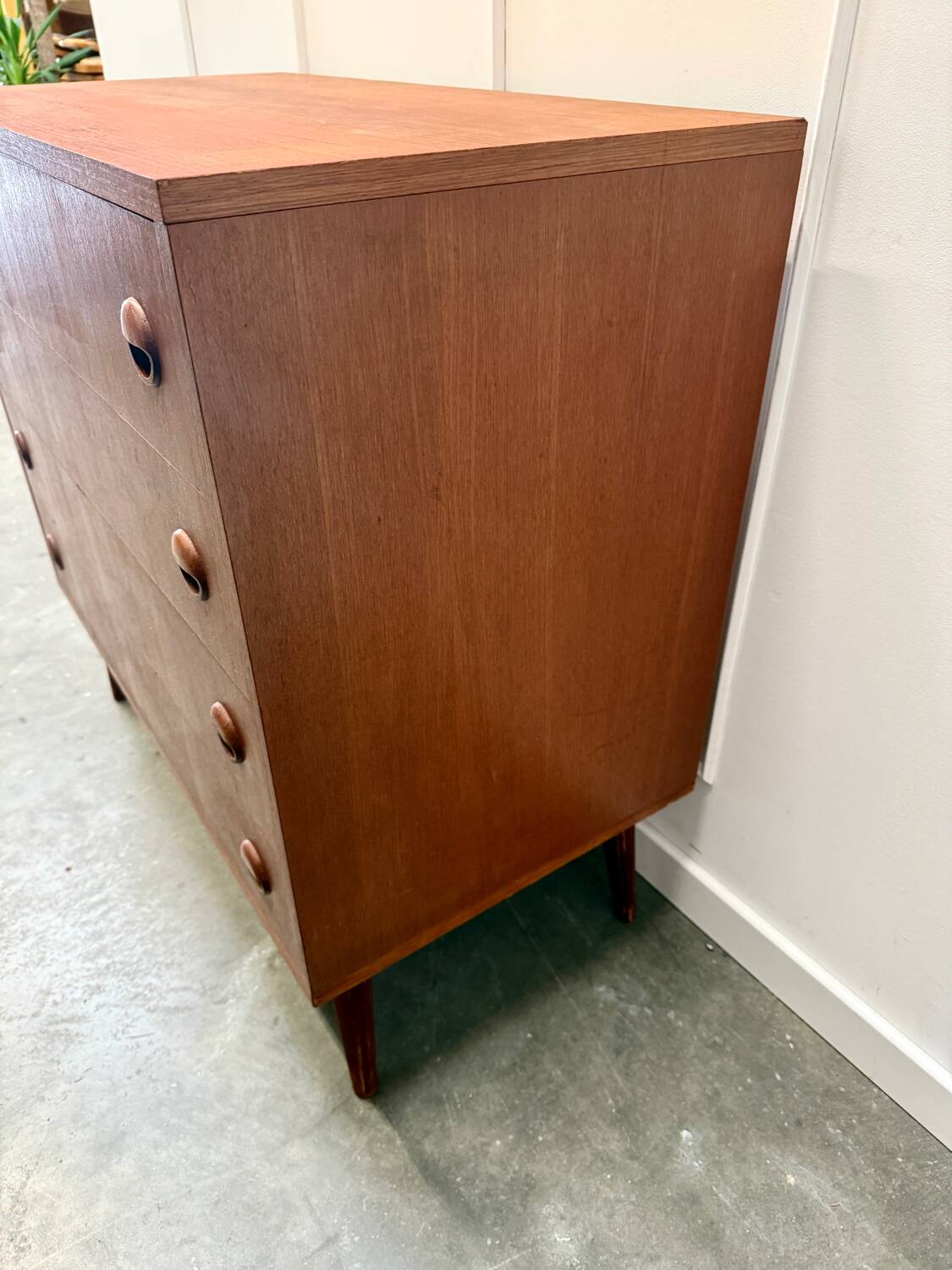 Scandinavian chest of drawers with compass feet