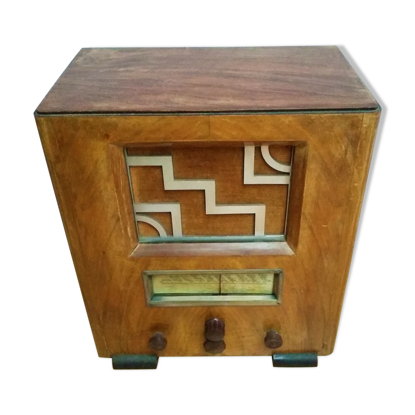 Ancien poste TSF des années 1940