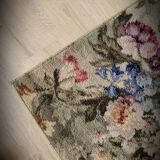 English carpet Axminster 69x118cm