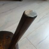Tabouret tripode très ancien