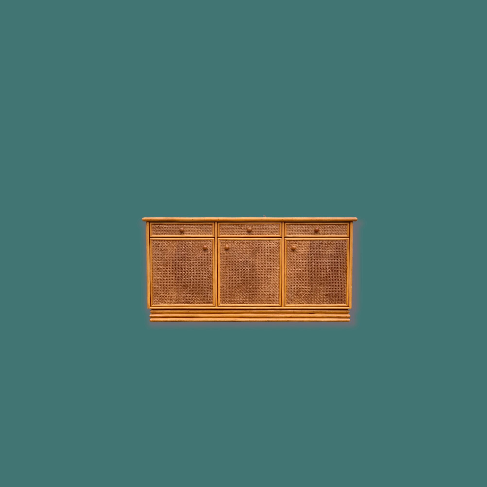 Vintage buffet in bamboo and cannage 1970