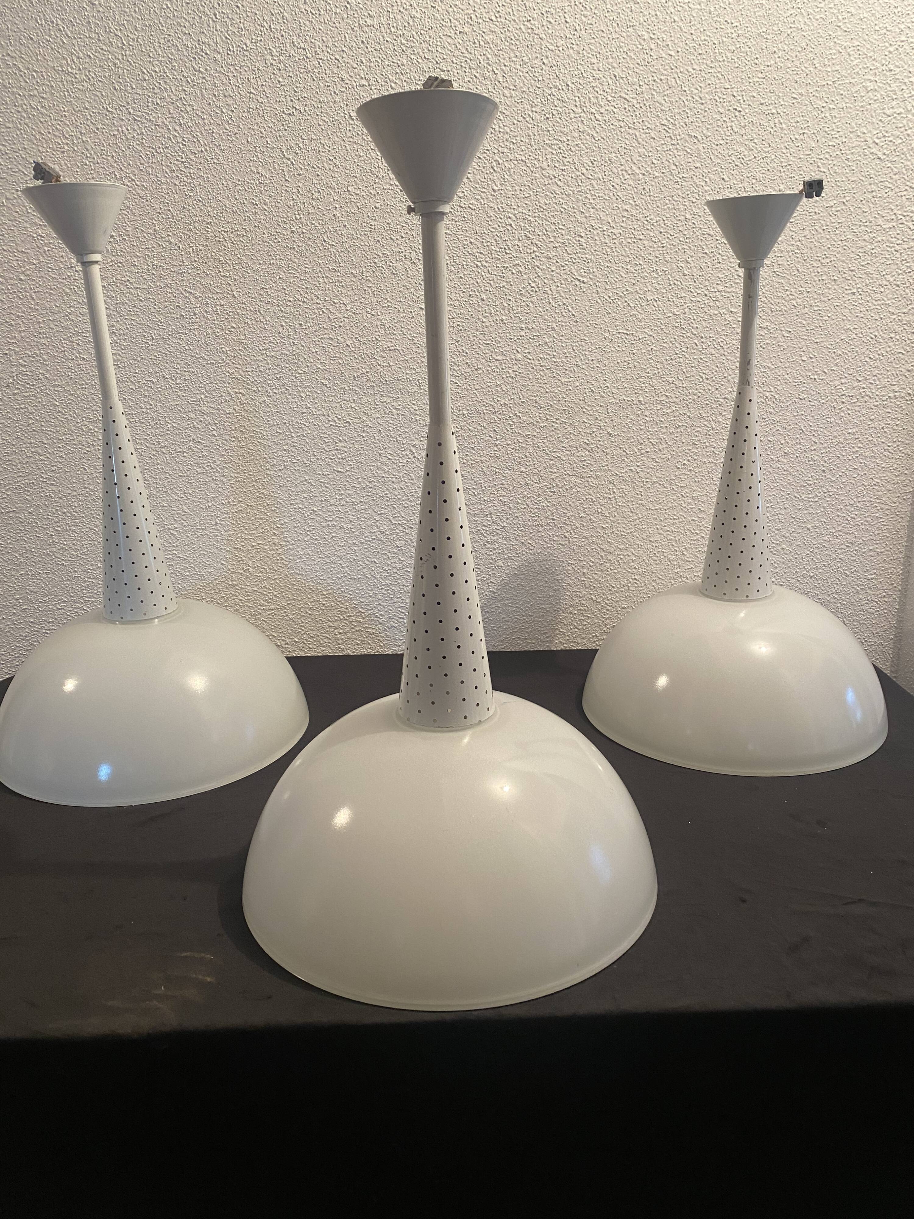 Lot de 3 lampes metal et verre holophane design année 70