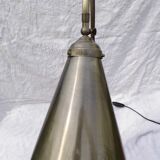 Articulated desk lamp