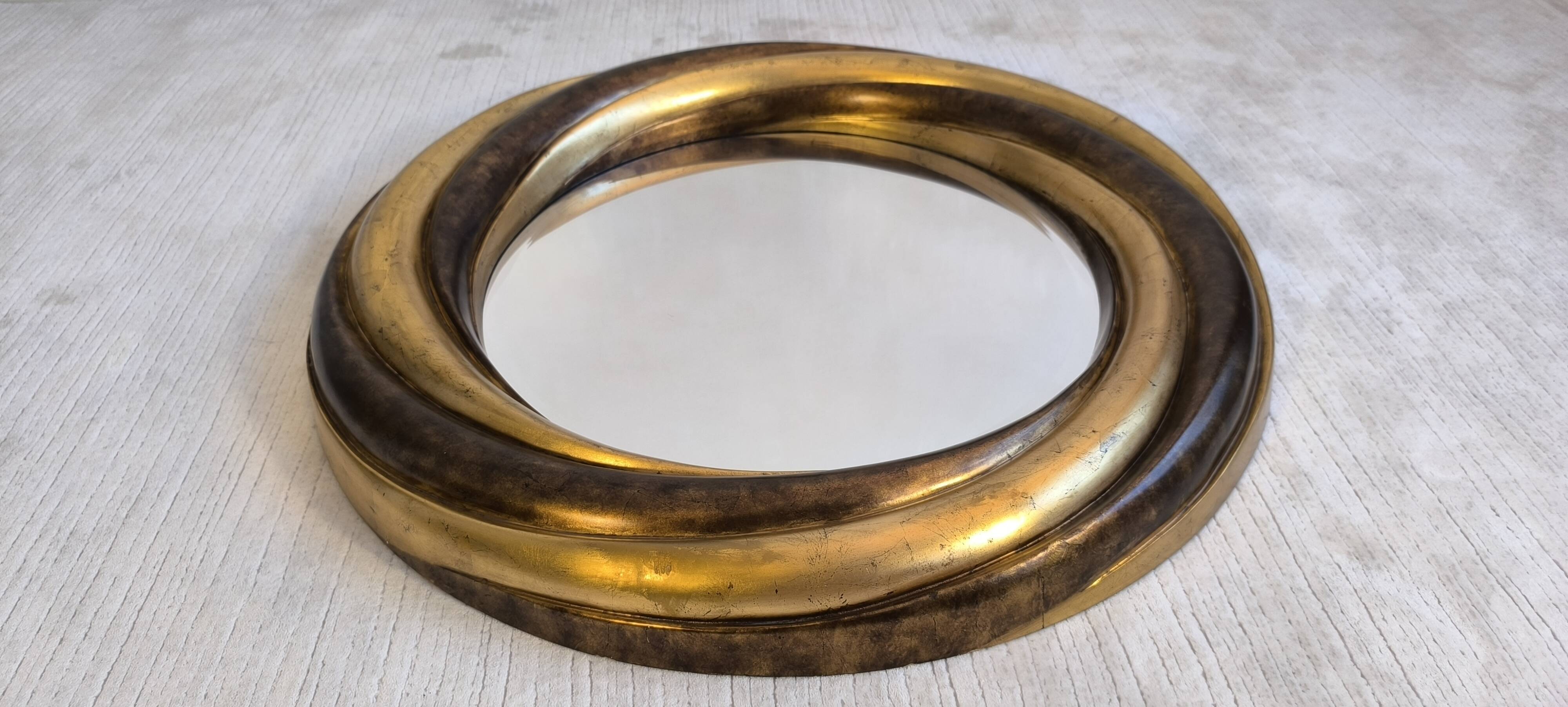 Victorian English Round Grand Mirror – Gilded Wood & Bevelled Glass