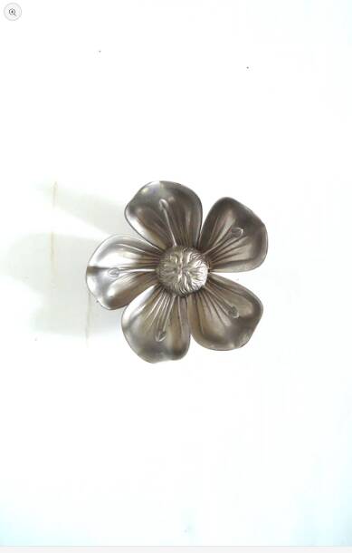 Cendrier fleur
